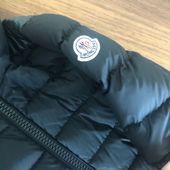 Authentic Moncler Taleve - 0/XS - Picture 6 of 16